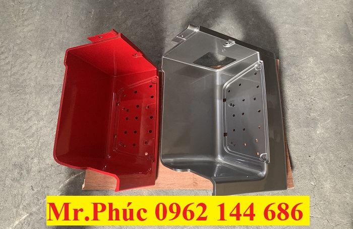 Ốp bậc dưới xe ben và đầu kéo hyundai xcient